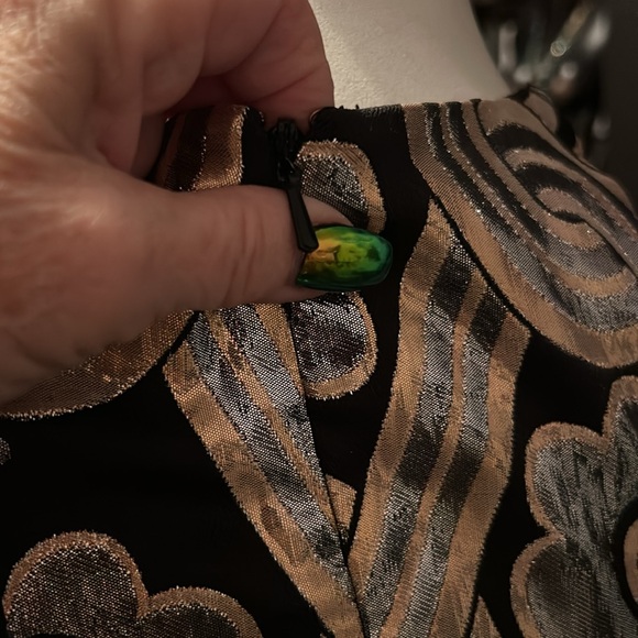 # 183. Lilly Pulitzer top - Picture 5 of 17